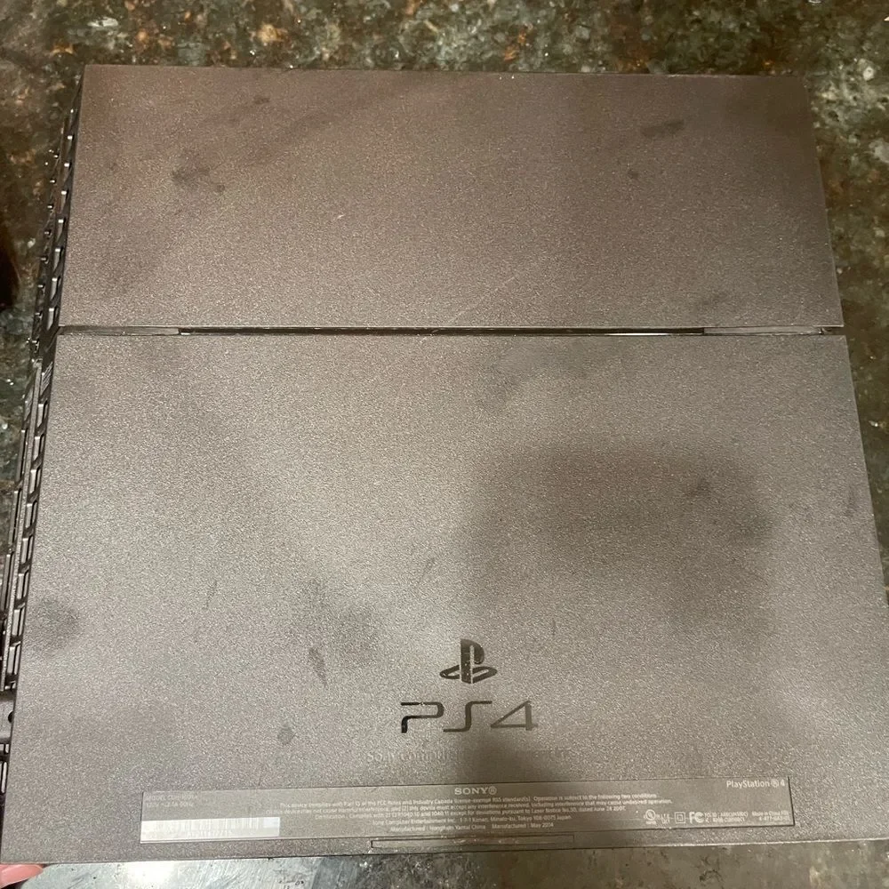 Sony PS4 Console w/ Controller – Tested Working – No Cords